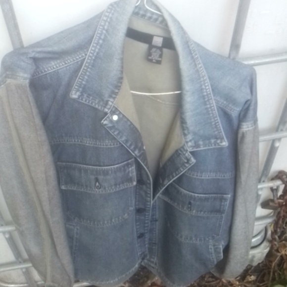 Jacket - Picture 3 of 4